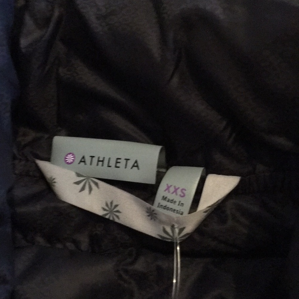 Athleta Black Puffer Jacket- xxs